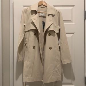 Abercrombie & Fitch trench coat